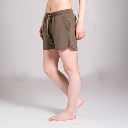 MARIACLARAヨガパンツ ショート M カーキ