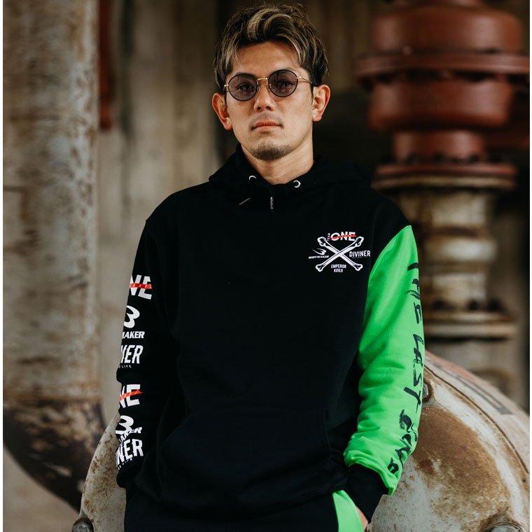 TEAM ONE×DIVINER×BODYMAKERコラボセットアップ