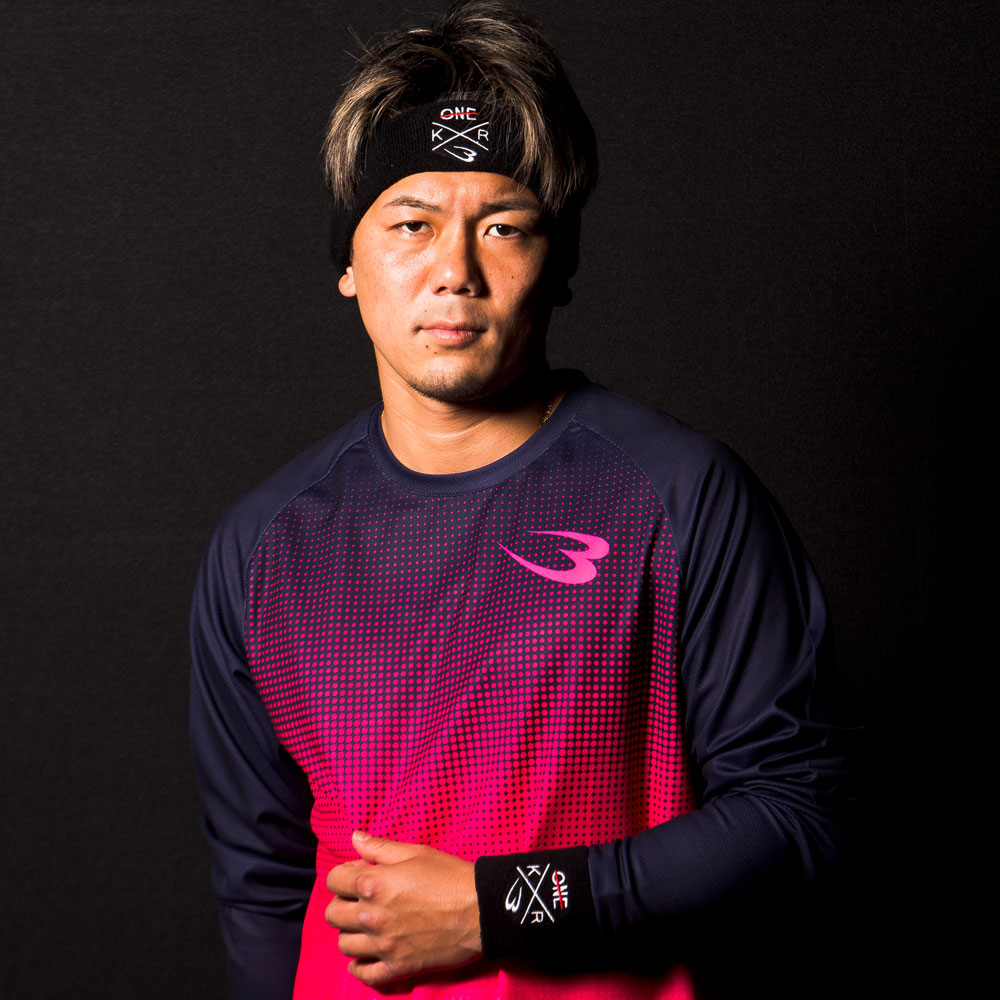 TEAM ONE×BODYMAKER コラボ リストバンド