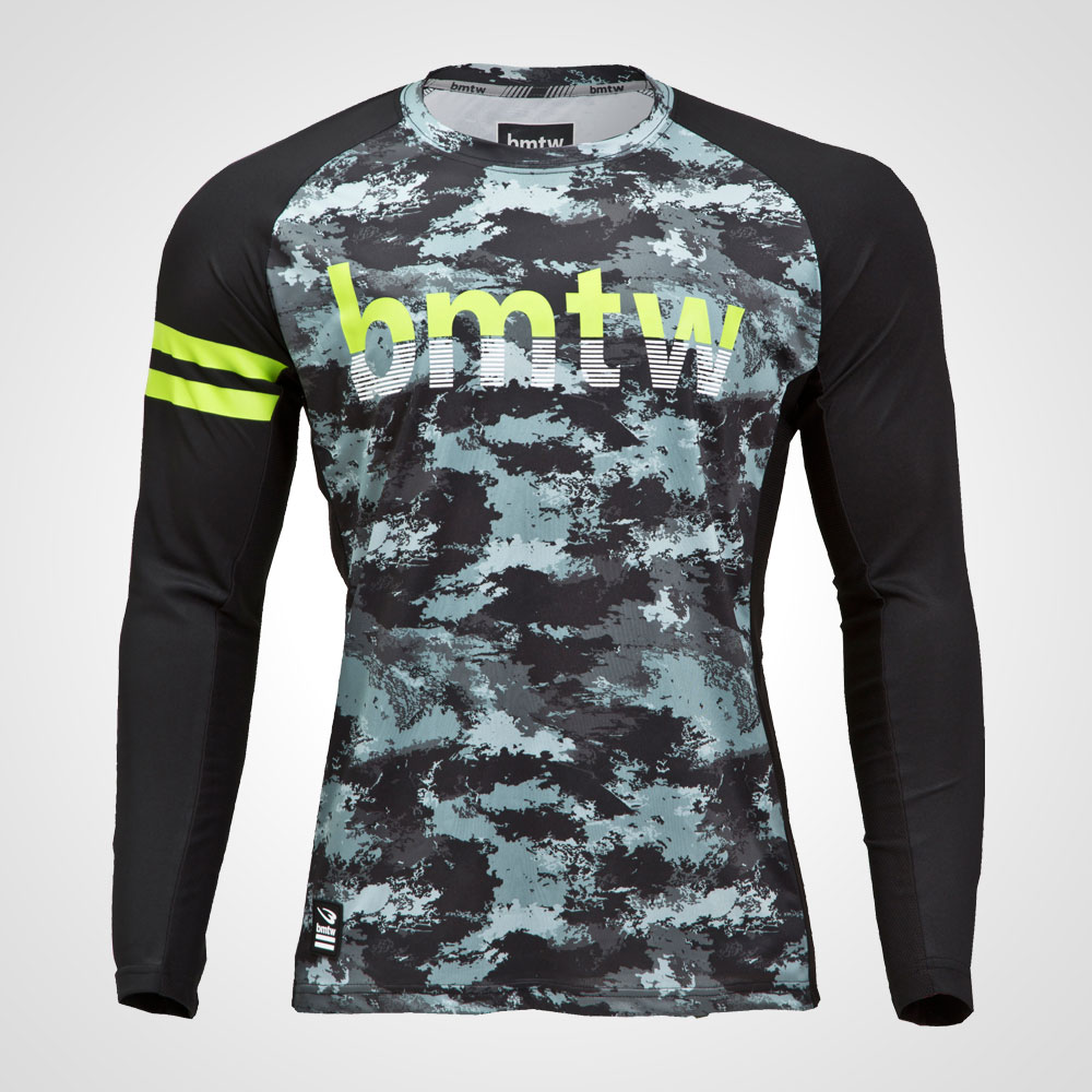 bmtw ストレッチDRYロングスリーブ