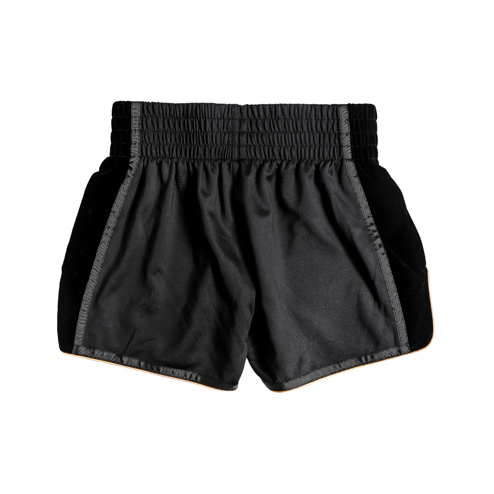キックパンツ
