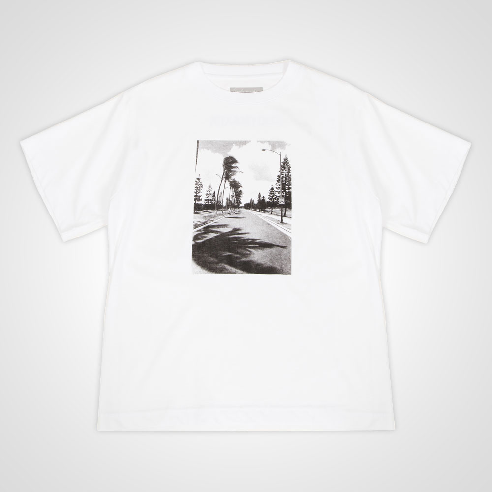 【UV加工】肌ざわりなめらか グラフィックTシャツ