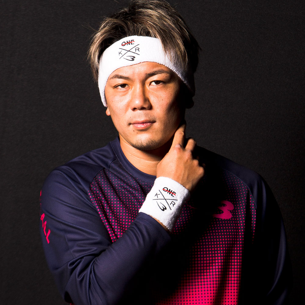 TEAM ONE×BODYMAKER コラボ リストバンド