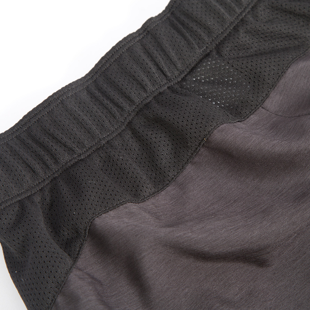 Bロゴ トレーニングショートパンツ