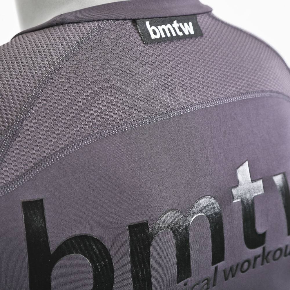bmtw ラッシュガードハーフスリーブ1