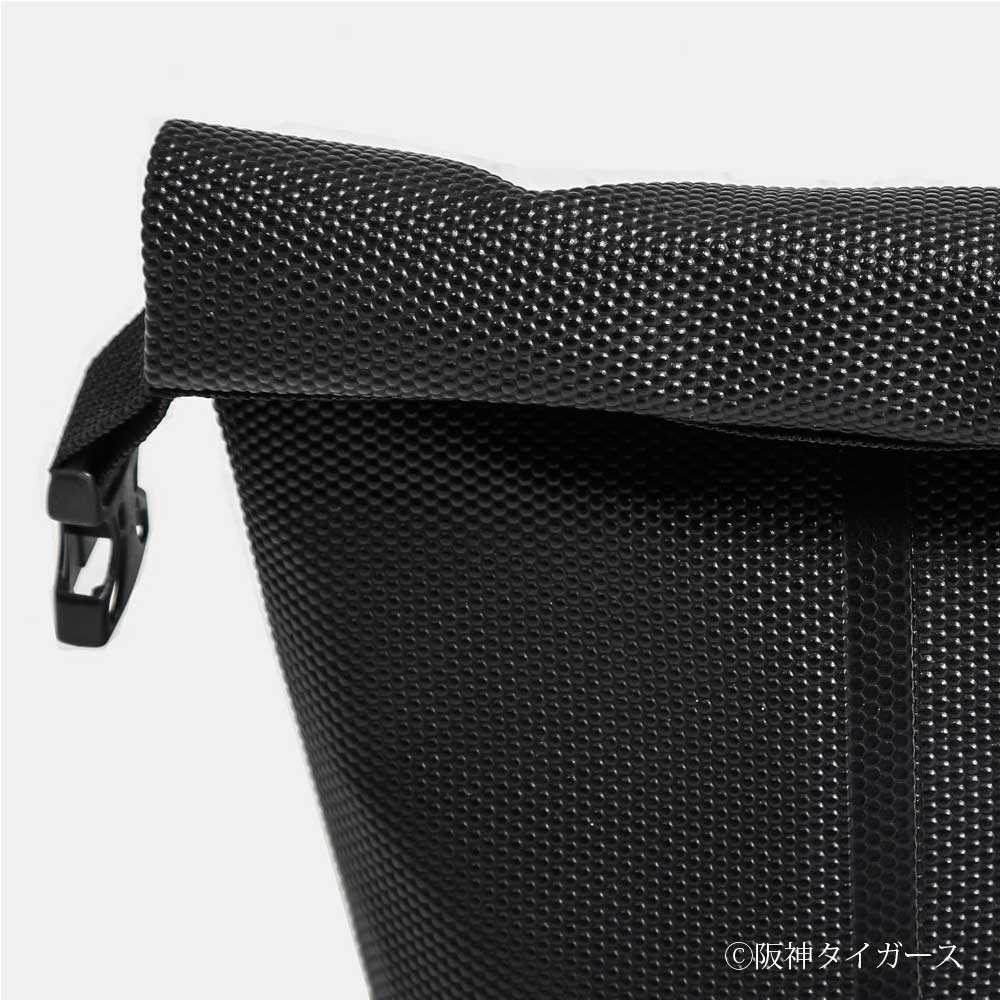 阪神タイガース ウォータープルーフバッグ