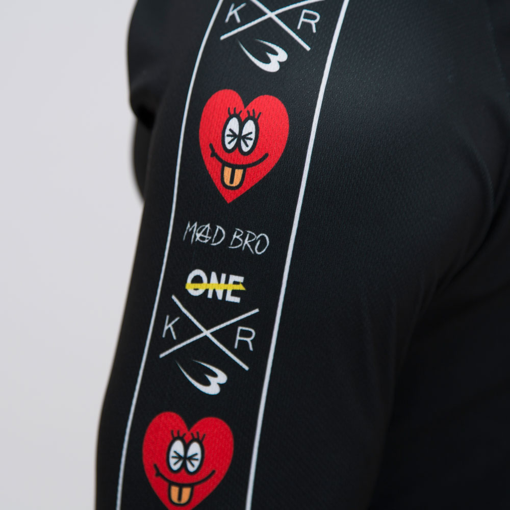 TEAM ONE×MAD BRO×BODYMAKER コラボ セコンドウエア BM DRY ロングスリーブ2