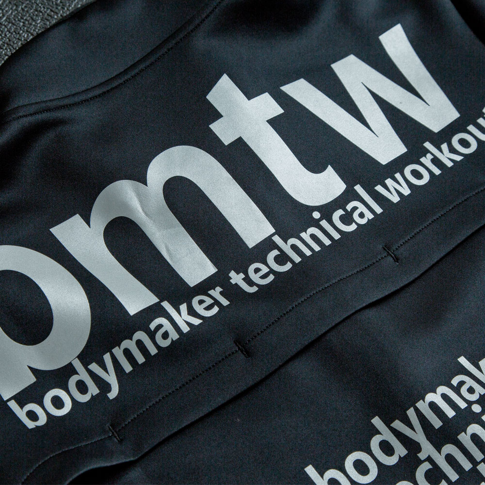 bmtw ストレッチトレーニングジャケット