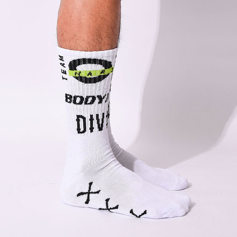 TEAM ONE×DIVINER×BODYMAKER コラボ ハイソックス