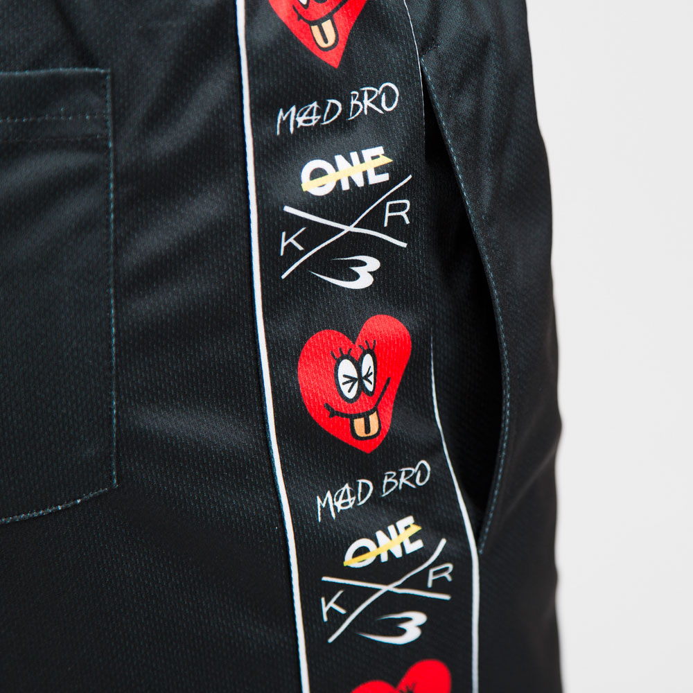 TEAM ONE×MAD BRO×BODYMAKER コラボ セコンドウエア BM DRY ハーフパンツ2