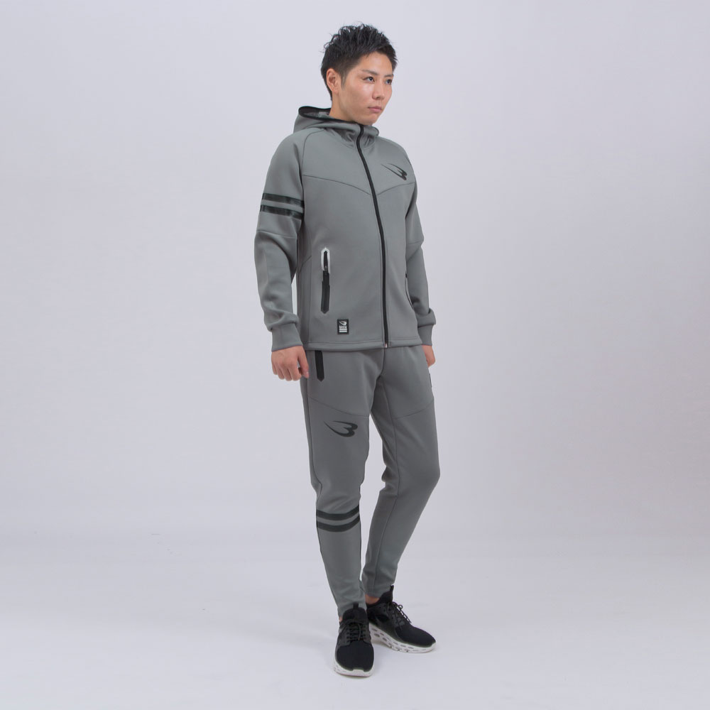 bmtw ストレッチトレーニングパーカー