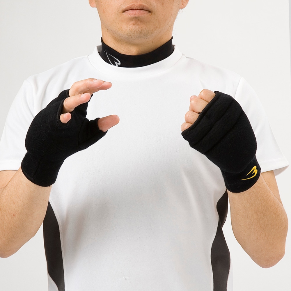 ブラック