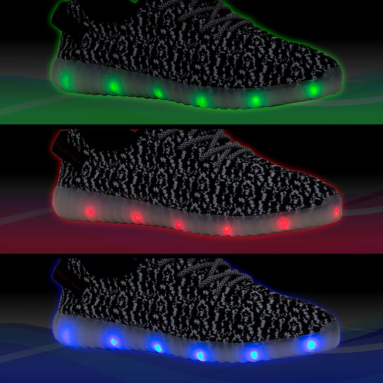 ソールのLEDライトが光り圧倒的な存在感を放つ!