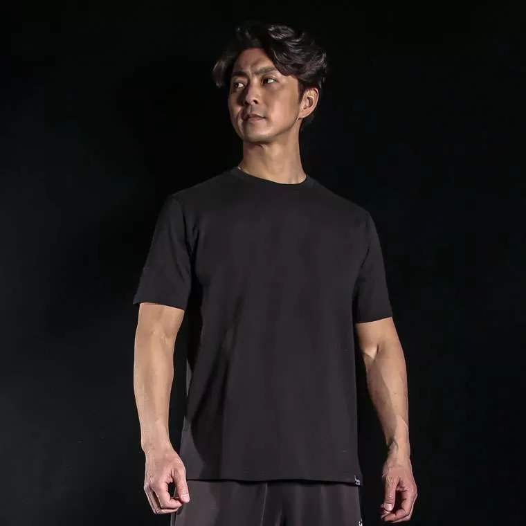 BODYMAKER プレーンTシャツ